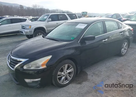 2013 Nissan Altima 2.5 Sv z USA, uszkodzony, nr VIN 1N4AL3AP8DC137089